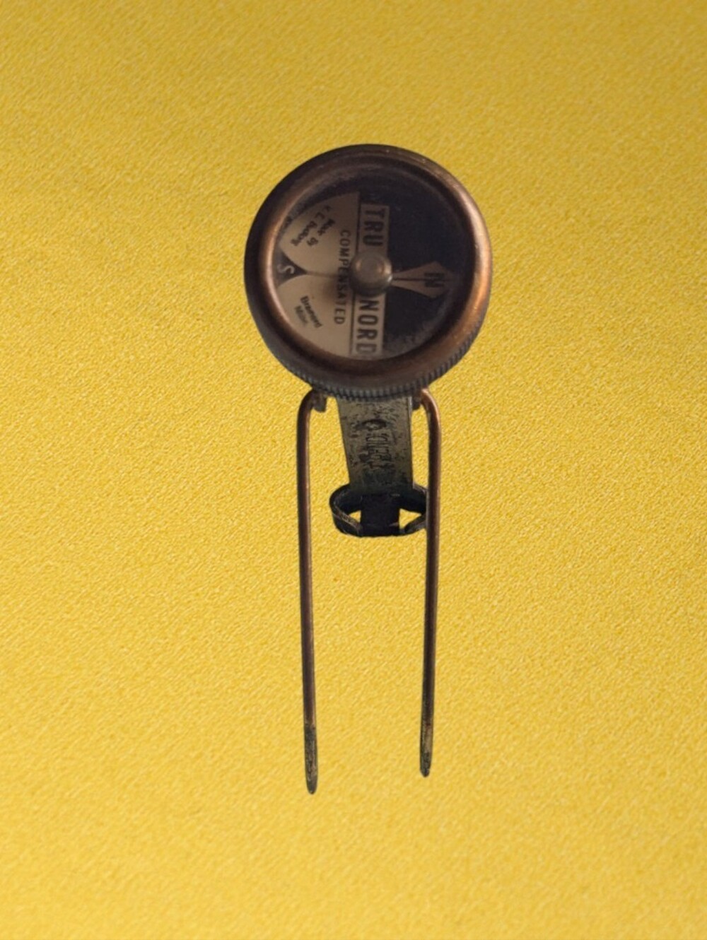Vintage Tru-Nord Brass Compass